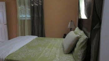 Rafjam Bed And Breakfast Kingston Luaran gambar